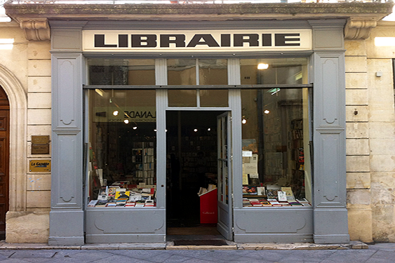 LIBRAIRIE TAURINE A NMES